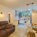 En Gascona Centro De Apartastur26 Apartamento *