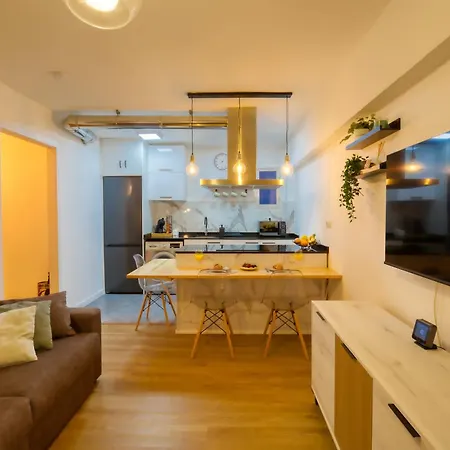 En Gascona Centro De Apartastur26 Apartamento