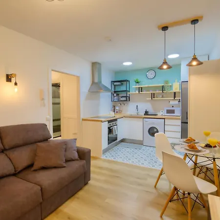 En Gascona Centro De Apartastur26 Apartamento *