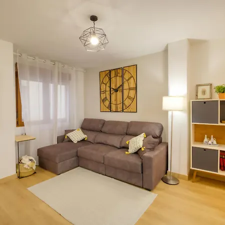 En Gascona Centro De Apartastur26 Apartamento *