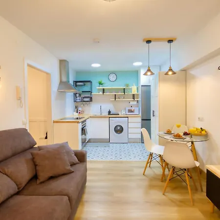 En Gascona Centro De Apartastur26 Apartamento *